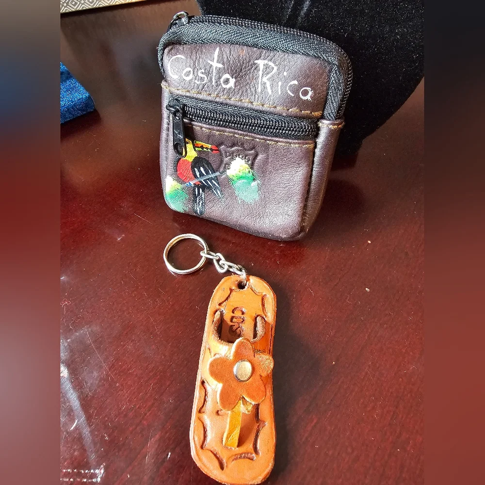 Set of Two Leather Costa Rica Keychain and coin pouch souvenirs NWOT - Picture 3 of 6